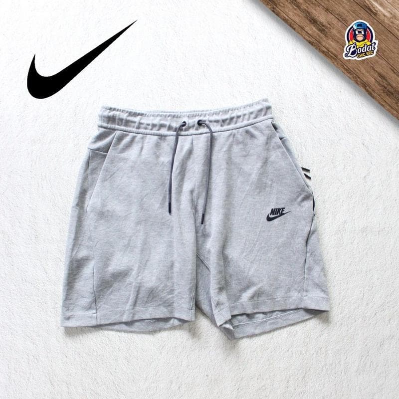 Nike Tech Fleece Short / Celana Pendek