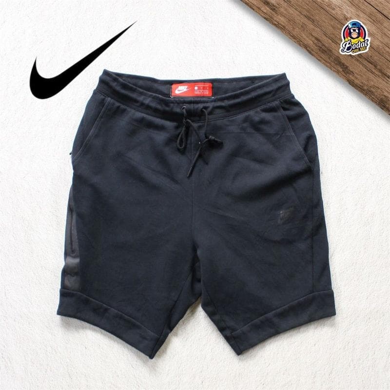 Nike Tech Fleece Short/Celana Pendek